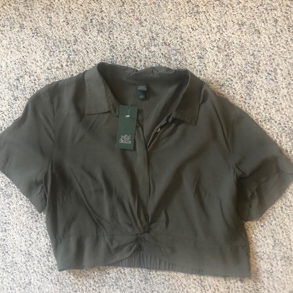 Wild fable cropped collared shirt